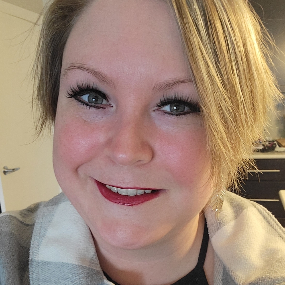 Meet your Posher, Mallory